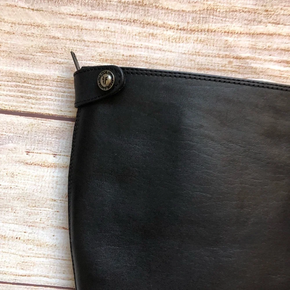 Melissa Button Back‎ Zip